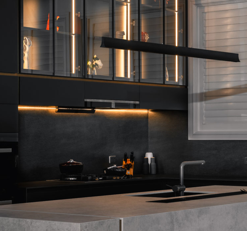 Discover aluminium doors for your kitchen